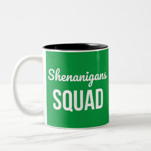 Caneca De Café Em Dois Tons Dia de São Patrício de Esquadrão Shenanigans