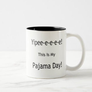Caneca De Café Em Dois Tons Dia do pijama!