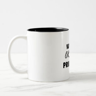 Caneca De Café Em Dois Tons Diretor 2 da Okayest do Mundo