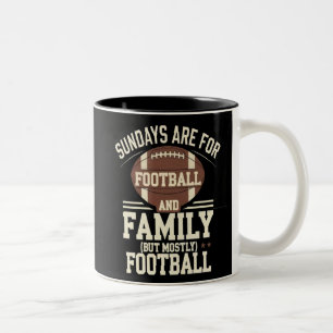 Caneca De Café Em Dois Tons domingo são para a família e o futebol, a maioria 