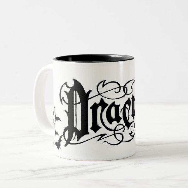Caneca De Café Em Dois Tons Drácula de Halloween (Frente Esquerda)