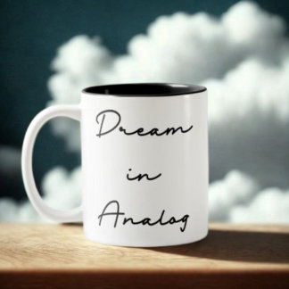 Caneca De Café Em Dois Tons Dream no analógico