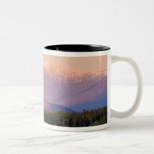Caneca De Café Em Dois Tons Dusk e Mount Washington em New Hampshire