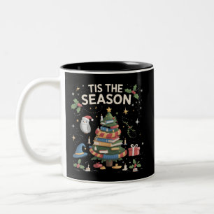 Caneca De Café Em Dois Tons É a Temporada da Escola de Magia do Natal Aconcheg