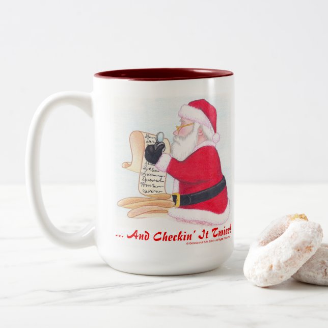 Caneca De Café Em Dois Tons E Verificando Duas Vezes (Com Donut)