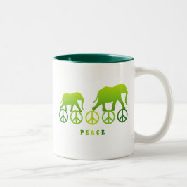 Caneca De Café Em Dois Tons Elefantes Andando em Paz