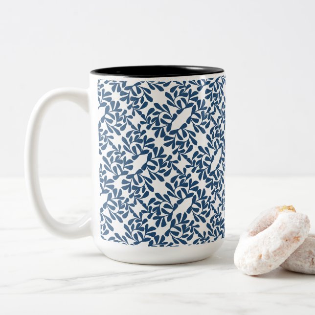 Caneca De Café Em Dois Tons Elegância das folhas azuis (Com Donut)