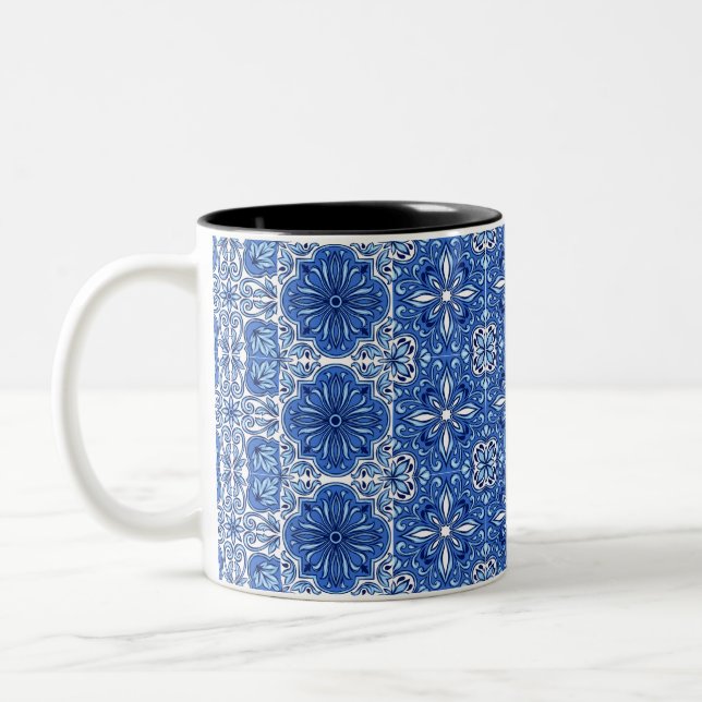 Caneca De Café Em Dois Tons Elegant blue& white Portuguese Azulejo pattern  (Esquerda)