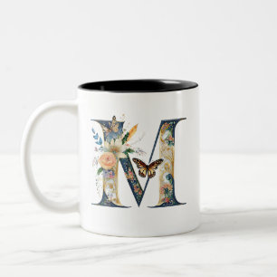Caneca De Café Em Dois Tons Elegante letra M floral boêmio