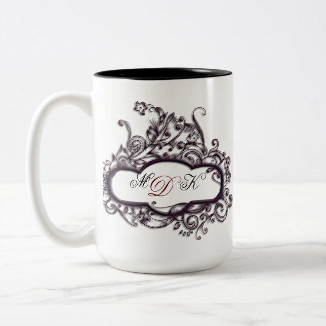CANECA DE CAFÉ EM DOIS TONS ELEGANTE MONOGRAMMED MUG MODELO (Esquerda)
