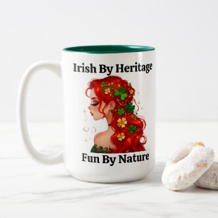 Caneca De Café Em Dois Tons Emerald Enchantment: Rua. Ruiva do Dia da Patty