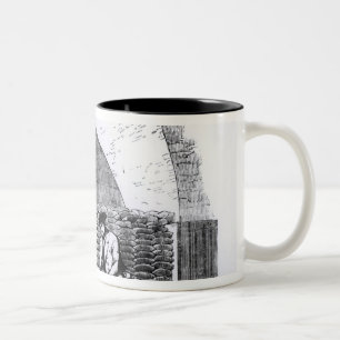 Caneca De Café Em Dois Tons Empilhando as bolsas dos dólares em um