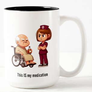 Caneca De Café Em Dois Tons Enfermeira Irritada Repreendendo Paciente Embriaga