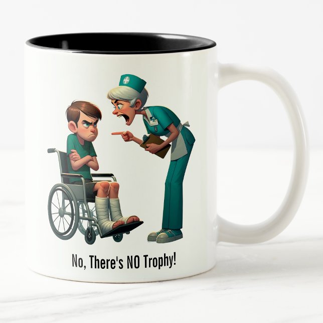 Caneca De Café Em Dois Tons Enfermeiro vs Descolamento de Brat (Criador carregado)