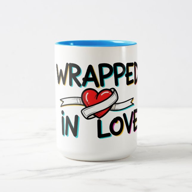 Caneca De Café Em Dois Tons Envolvido em Amor (Centro)