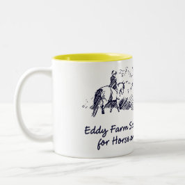 Caneca De Café Em Dois Tons Escola da fazenda do redemoinho para o cavalo e o