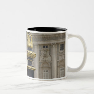 Caneca De Café Em Dois Tons Espanha, Madrid. Palácio Real, lâmpada ornamenta
