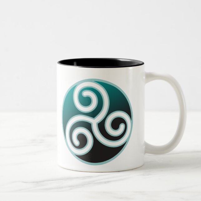 Caneca De Café Em Dois Tons Espiral do céltico de Triskele (Direita)
