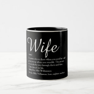 Caneca De Café Em Dois Tons Esposa Definição Moderna Script Chic Preto e Branc