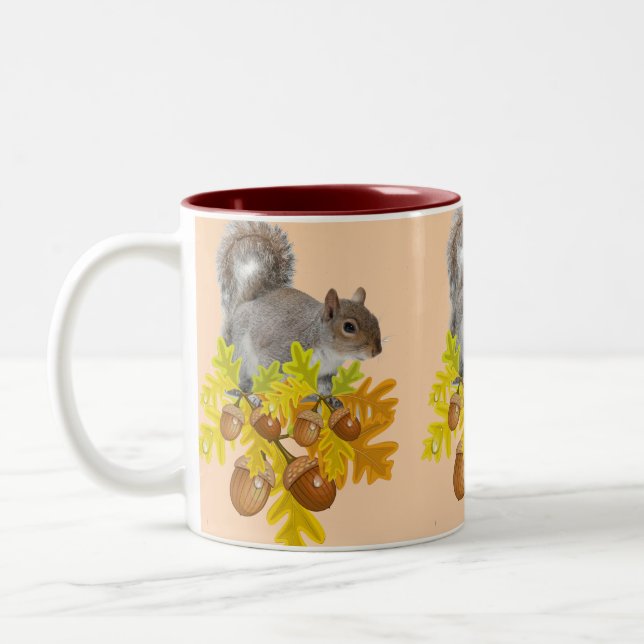 Caneca De Café Em Dois Tons Esquilo Acorns Mug (Esquerda)