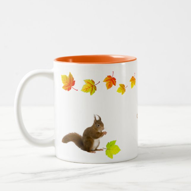 Caneca De Café Em Dois Tons Esquilo e Folhas de Outono (Esquerda)