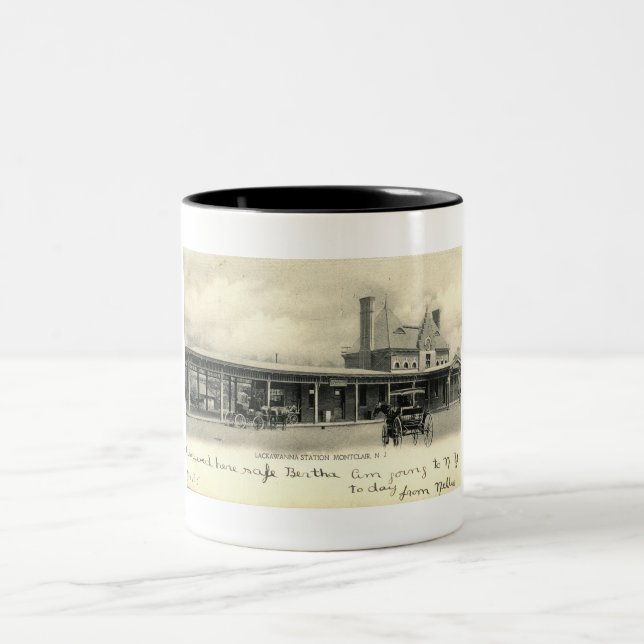 Caneca De Café Em Dois Tons Estação de caminhos-de-ferro de Montclair, vintage (Centro)