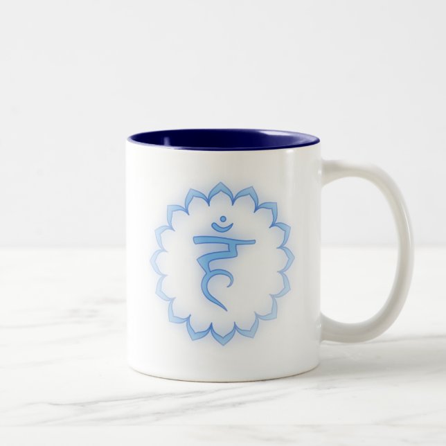 Caneca De Café Em Dois Tons "Estenciled" Throat Chakra - Azul Claro (Direita)