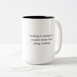 Caneca De Café Em Dois Tons Estilidade num mundo ocupado
