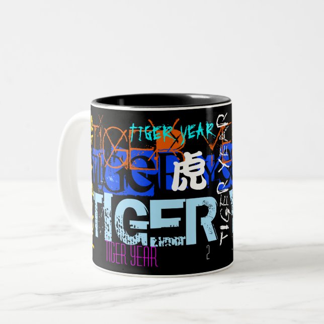 Caneca De Café Em Dois Tons Estilo do grafite Repeating Tiger Year 2022 Mug (Frente Esquerda)