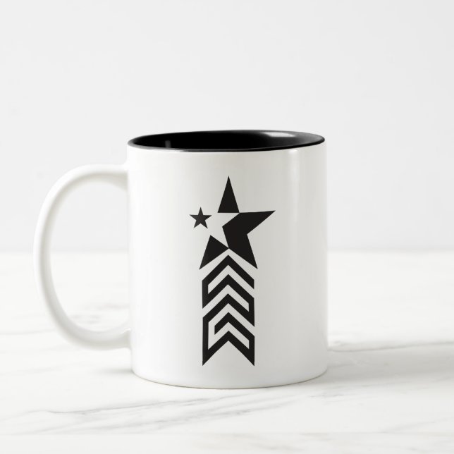 Caneca De Café Em Dois Tons Estrela Geométrica Preta Ousada (Esquerda)