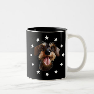 Caneca De Café Em Dois Tons Estrelas de Dachshund Wirehaired Assistindo Café D
