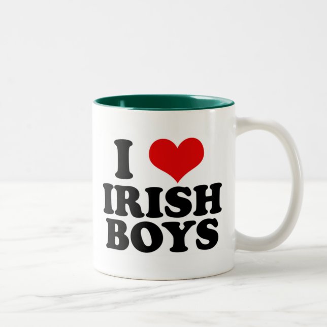Caneca De Café Em Dois Tons eu amo meninos irlandeses (Direita)