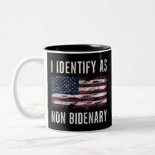 Caneca De Café Em Dois Tons Eu Me Identifico Como Bandeira Americana Patriota 