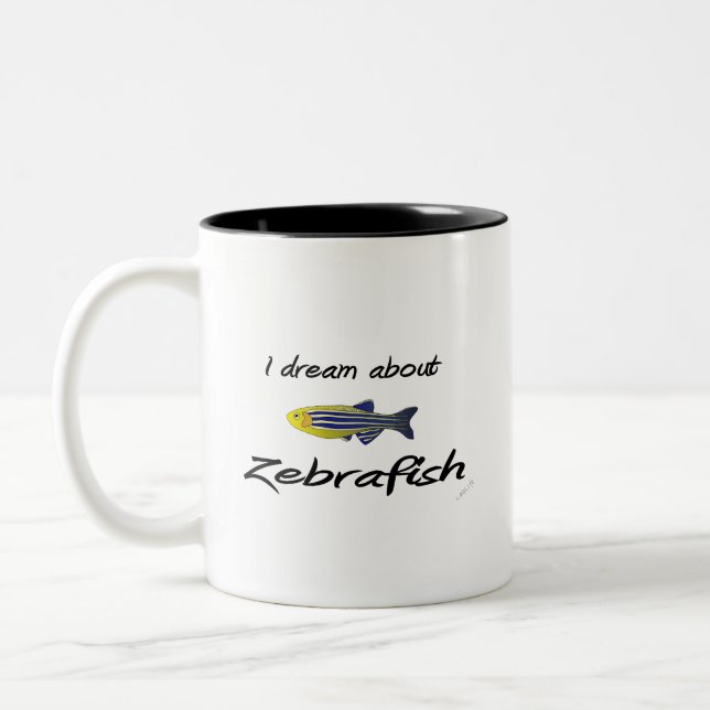 Caneca De Café Em Dois Tons Eu sonho com zebrafish (Esquerda)