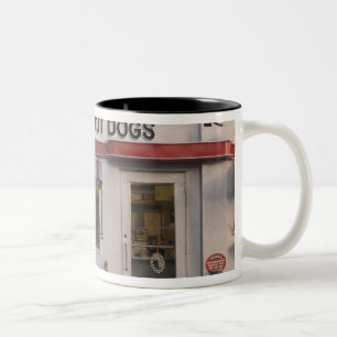 Caneca De Café Em Dois Tons EUA, arizona, Bisbee: Motel obscuro de Dell, todos