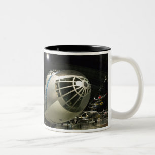 Caneca De Café Em Dois Tons EUA, Ohio, Dayton: Museu da Força Aérea dos EUA e