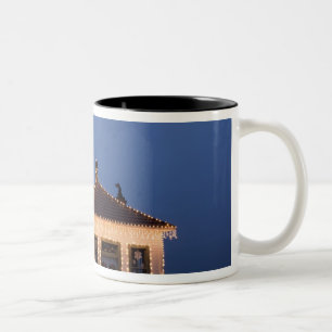 Caneca De Café Em Dois Tons EUA, Washington, Mukilteo. Farol de Mukilteo