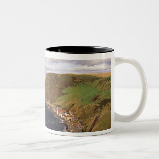 Caneca De Café Em Dois Tons Europa, Escócia, Aberdeen. Exibição de Custos Indi (Direita)
