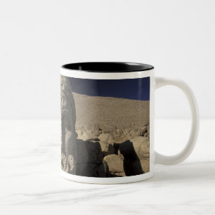 Caneca De Café Em Dois Tons Europa, Turquia, Curdo. Nemrut Dagh.