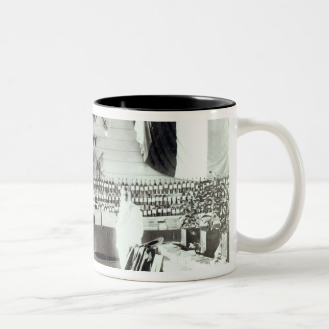Caneca De Café Em Dois Tons Exposição de Trinidad and Tobago, 1890 (Direita)