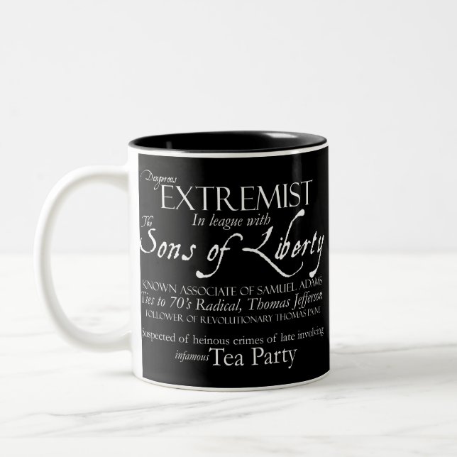 Caneca De Café Em Dois Tons Extremista perigoso: Poster do século XVIII do (Esquerda)