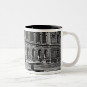 Caneca De Café Em Dois Tons Fachada da biblioteca