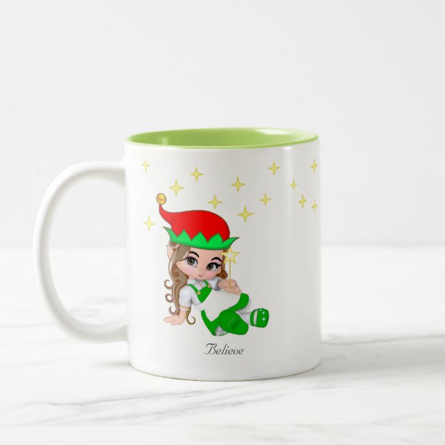Caneca De Café Em Dois Tons Fada de Natal Vestida em Verde e Estrelas (Esquerda)
