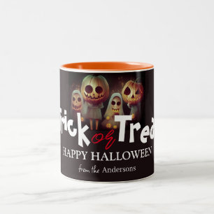 Caneca De Café Em Dois Tons Família de Halloween de abóbora mimada