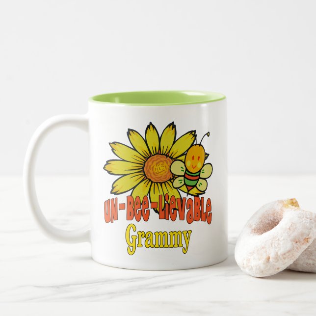 Caneca De Café Em Dois Tons Fantasmas e Abelhas Inacreditáveis (Com Donut)
