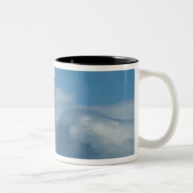 Caneca De Café Em Dois Tons Farol de Cape Egmont e Mt Taranaki/Mt (Direita)