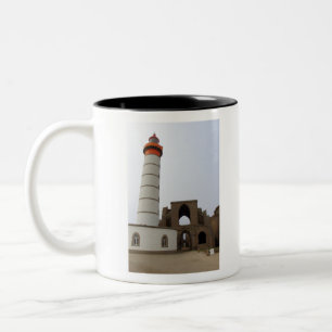 Caneca De Café Em Dois Tons Farol e abadia de Ponta Santo Mathieu