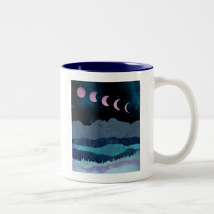 Caneca De Café Em Dois Tons Fases da Lua Rosa na Paisagem