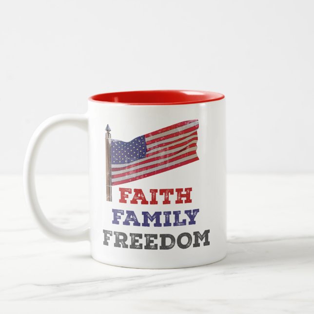 Caneca De Café Em Dois Tons Fé Família Liberdade (Esquerda)