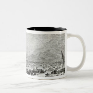 Caneca De Café Em Dois Tons Feira guardarada na Tamisa